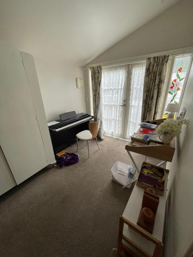 Pretty In The Wood With Wifi Apartment เนลสัน ภายนอก รูปภาพ